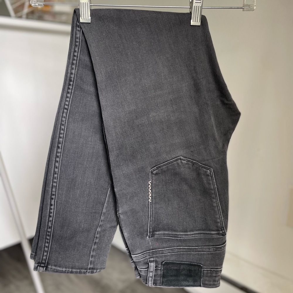 Neuw Charcoal Gray Vintage Skinny Jeans